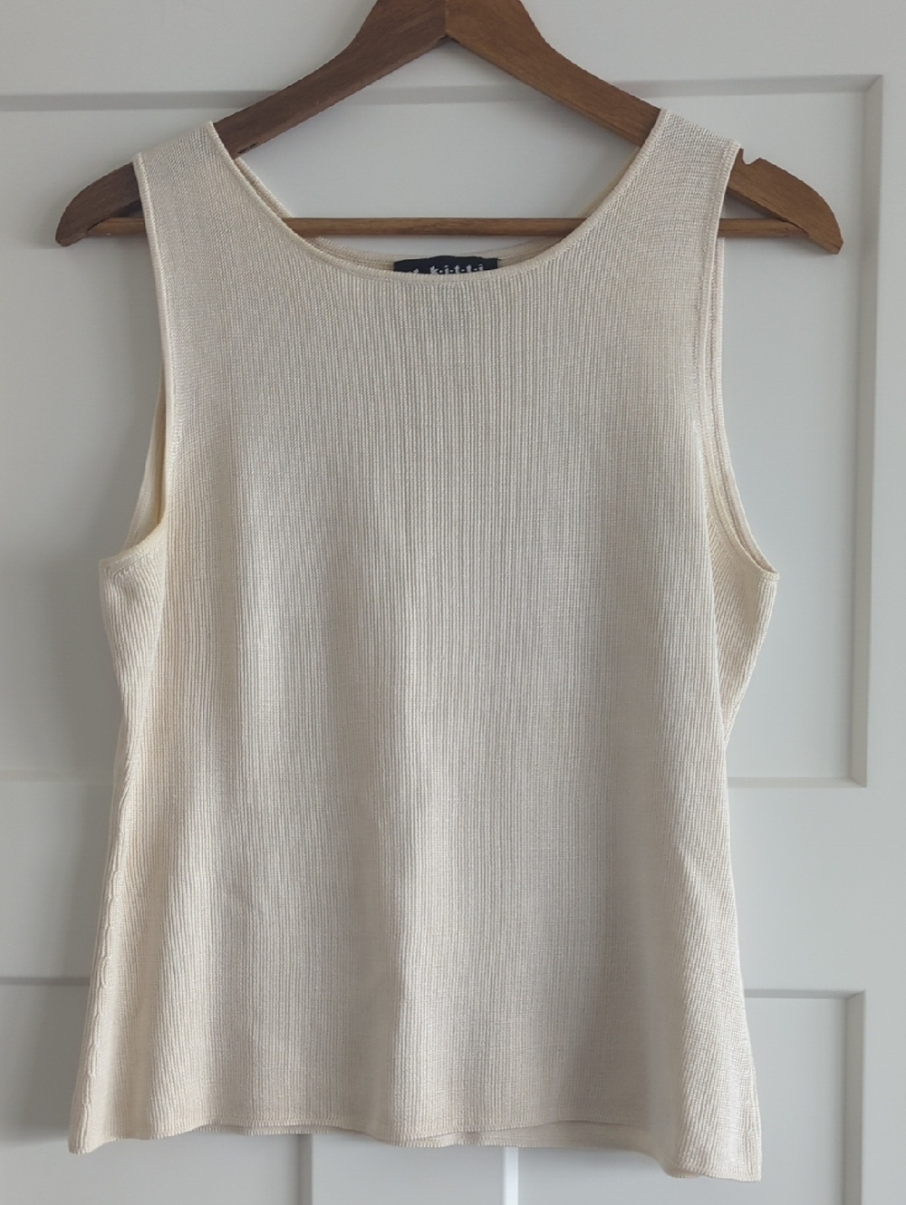 St. Kitti Vintage Sleeveless 100% Silk Knit Cream Tank Top Size L